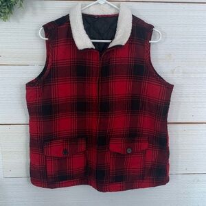 Plaid Red Vest with Sherpa Collar. Size XL